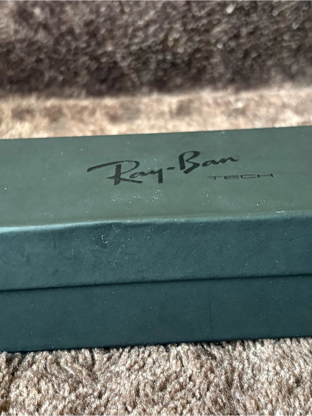 Pre-owned Ray-Ban black Sunglasses box with Embossed Logo - Picture 2 of 7